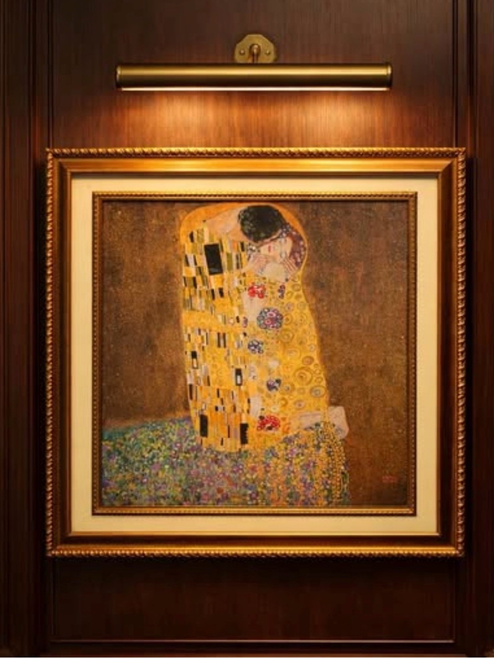 19x19 Gustav Klimt “The Kiss” gold frame with beautiful vibrant colors